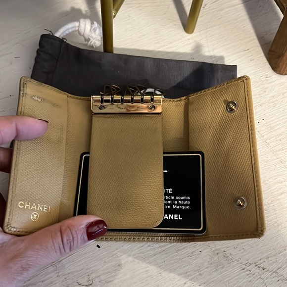 Chanel 6 ring Key pouch - Picture 3 of 9